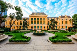 Quy định về xét xử vụ án hình sự có người chưa thành niên là bị hại, người làm chứng